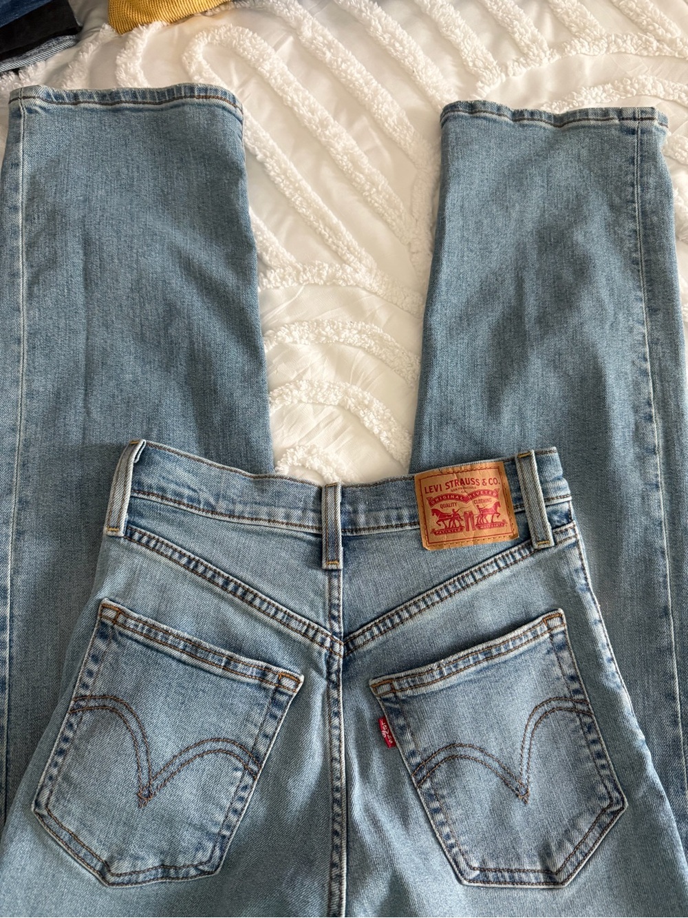 Light Wash Straight Leg Jeans - Picture 7 of 11